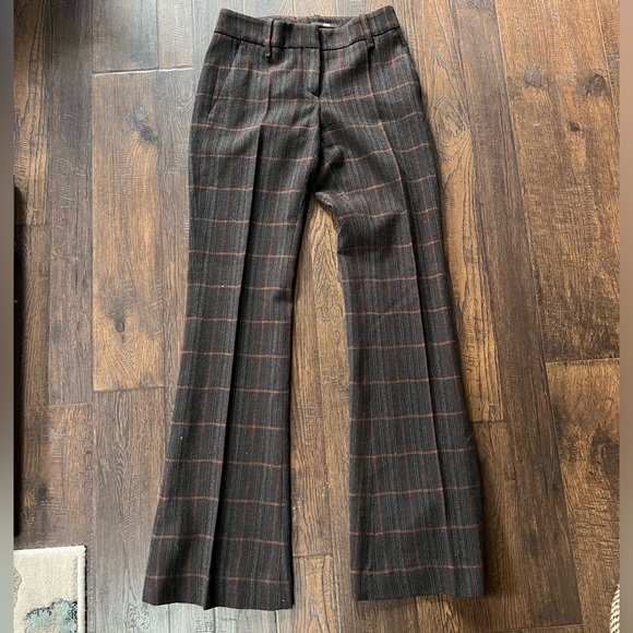 100% wool Hugo Boss dress pants - Picture 2 of 5